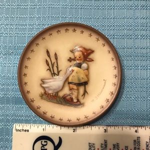 Hummel mini plate